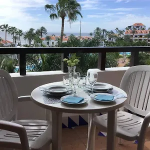 apartamento-frente-al-mar-playa-de-las-americas-tenerife.tenerifehoteles.net/